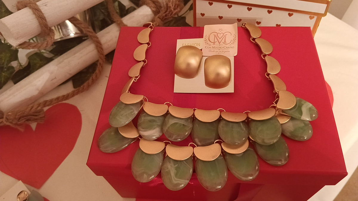 Collar de Jade+ pendientes de oro